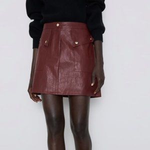 ZARA Faux leather mini skirt burgundy